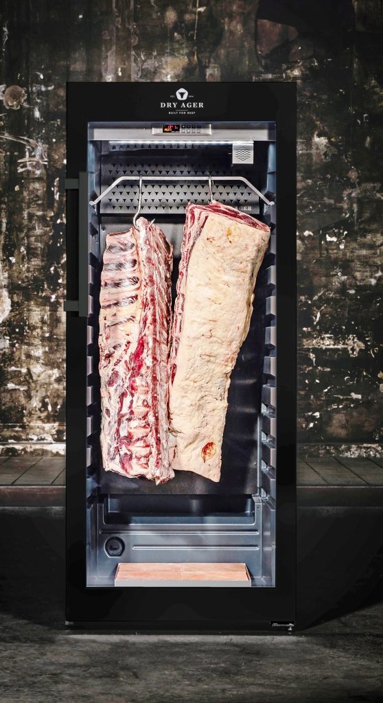 DryAger_DX1000_Premium_S_Black_Beef_Backs